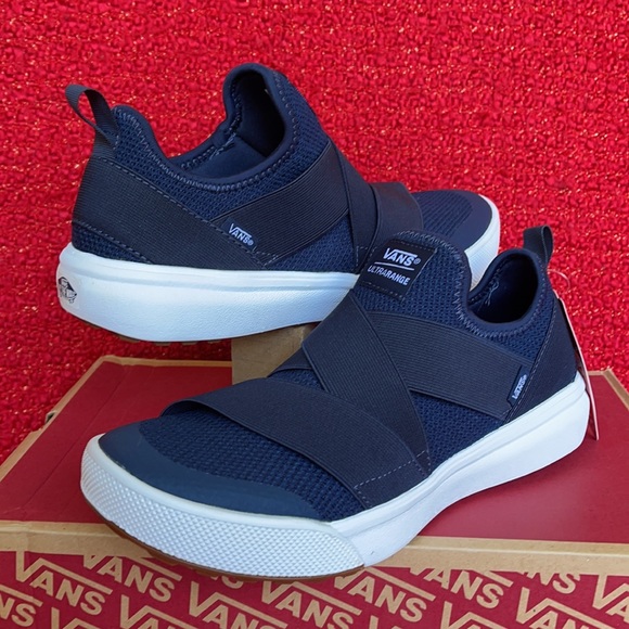 ultra range gore knit sneaker vans